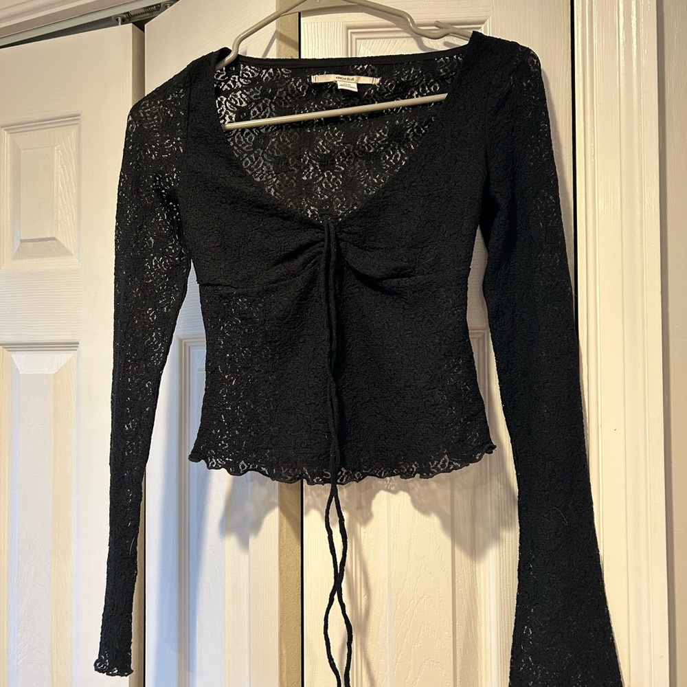 Black Lace Long Sleeve Top